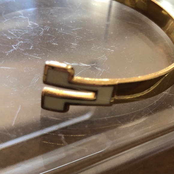 Vintage HTF Tory Burch open bangle enamel T tip cuff bracelet - Picture 4 of 16